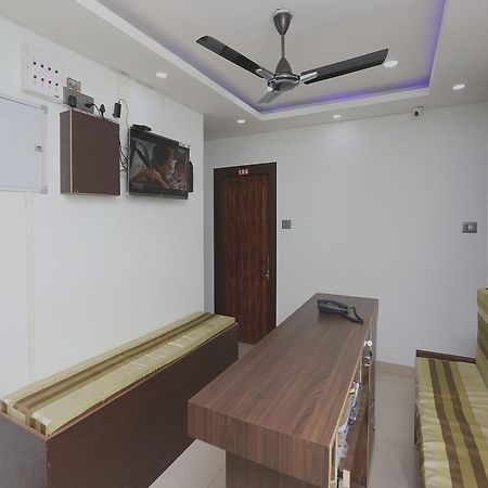 Hotel O Aashray Guest House Gauháti Kültér fotó
